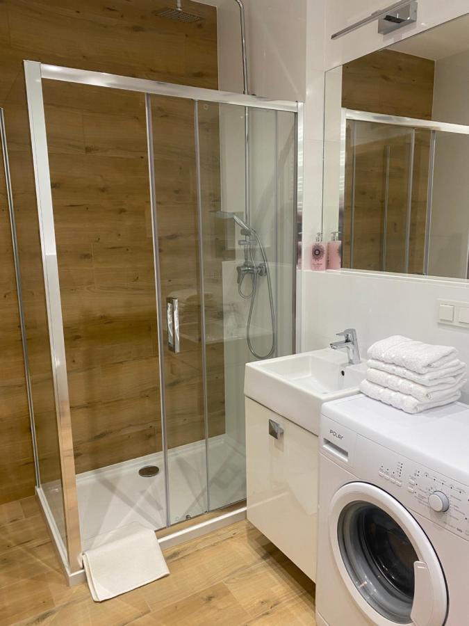 Apartamenty Bruno I Bianca W Symphony Modern Tower Gdynia 2 I 3 Pietro ภายนอก รูปภาพ